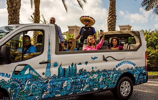 Vans for Tourist in Dubai
